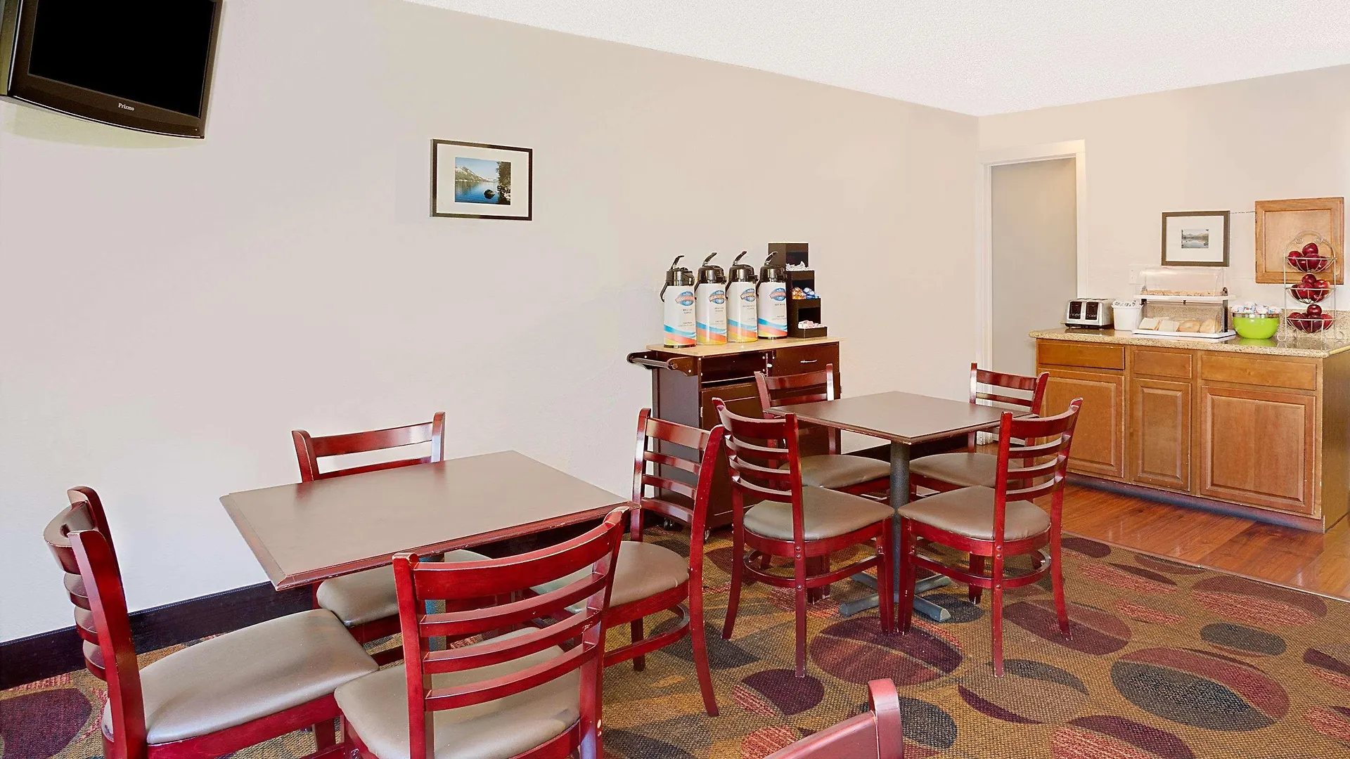 Baymont By Wyndham Reno Hotel